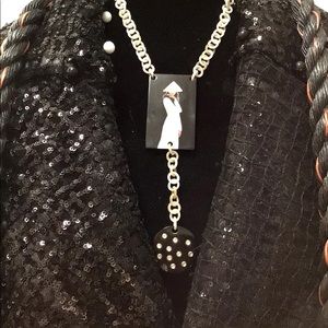 Love My Hat Necklace